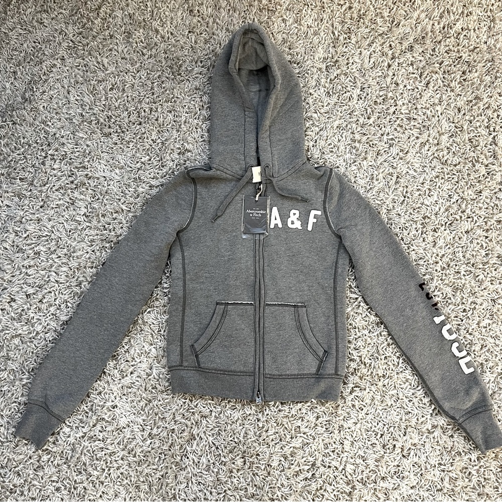 NWT Abercrombie & Fitch Sweatshirt Hoodie -Size S